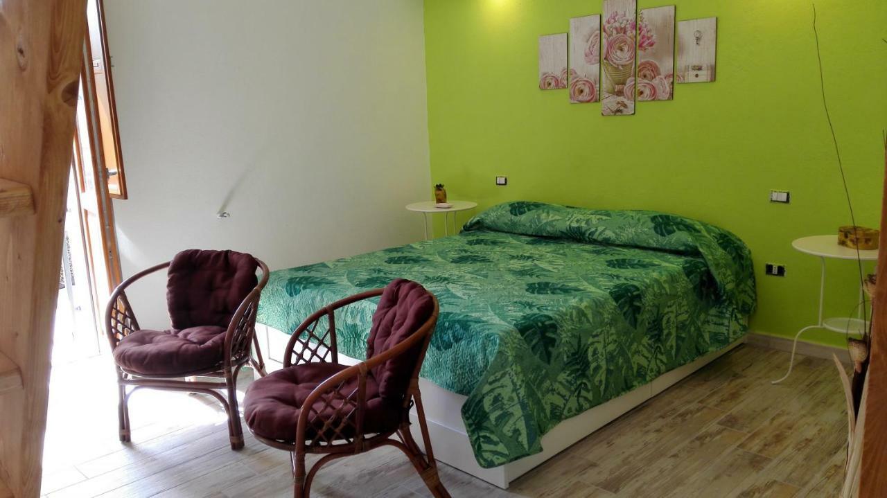 Bed and Breakfast La Perla Del Sud à Teulada Extérieur photo